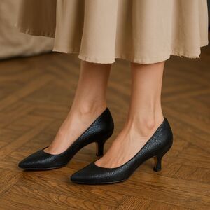 Chie Mihara Black Sparkle Kitten Heel Pump Shoes Women's Size EU 37.5 US 6.5